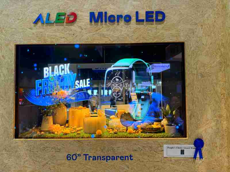 龙门国际60吋高透明度Micro LED显示器获”最佳Micro LED技术应用奖”，，，，将Micro LED面板透明化之设计特性极致发挥，，以可扩展性无缝拼接技术打造，，具备600 nits全画面亮度、、大于60%穿透率及超过NTSC 110%的优异广色域表现，，，可依需求灵活应用于各种场域